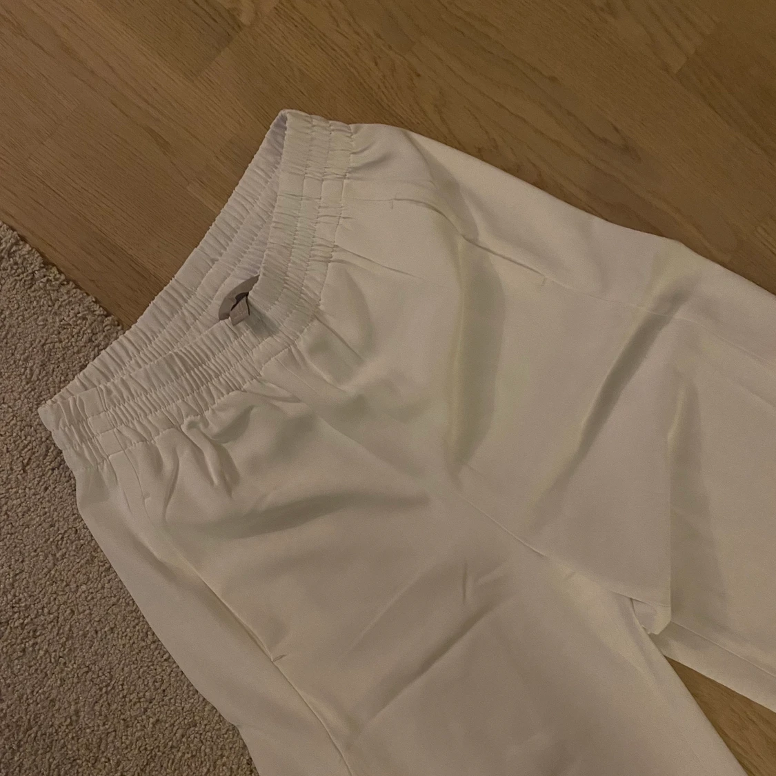 Vita byxor  - 91