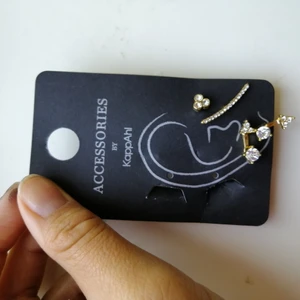 ÖRHÄNGEN - Örhängen i från kappahl! Helt oanvända! 30kr+frakt 25kr=55kr