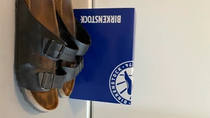 Birkenstock tofflor - Eu 45, passar 45-46. Använda en sommar