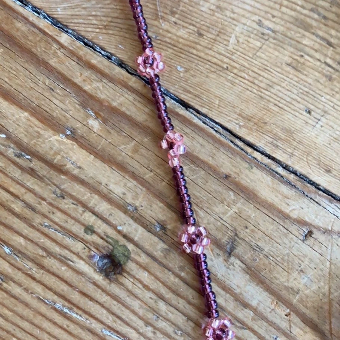 Gör armband, halsband och fotband efter förfrågan❤️