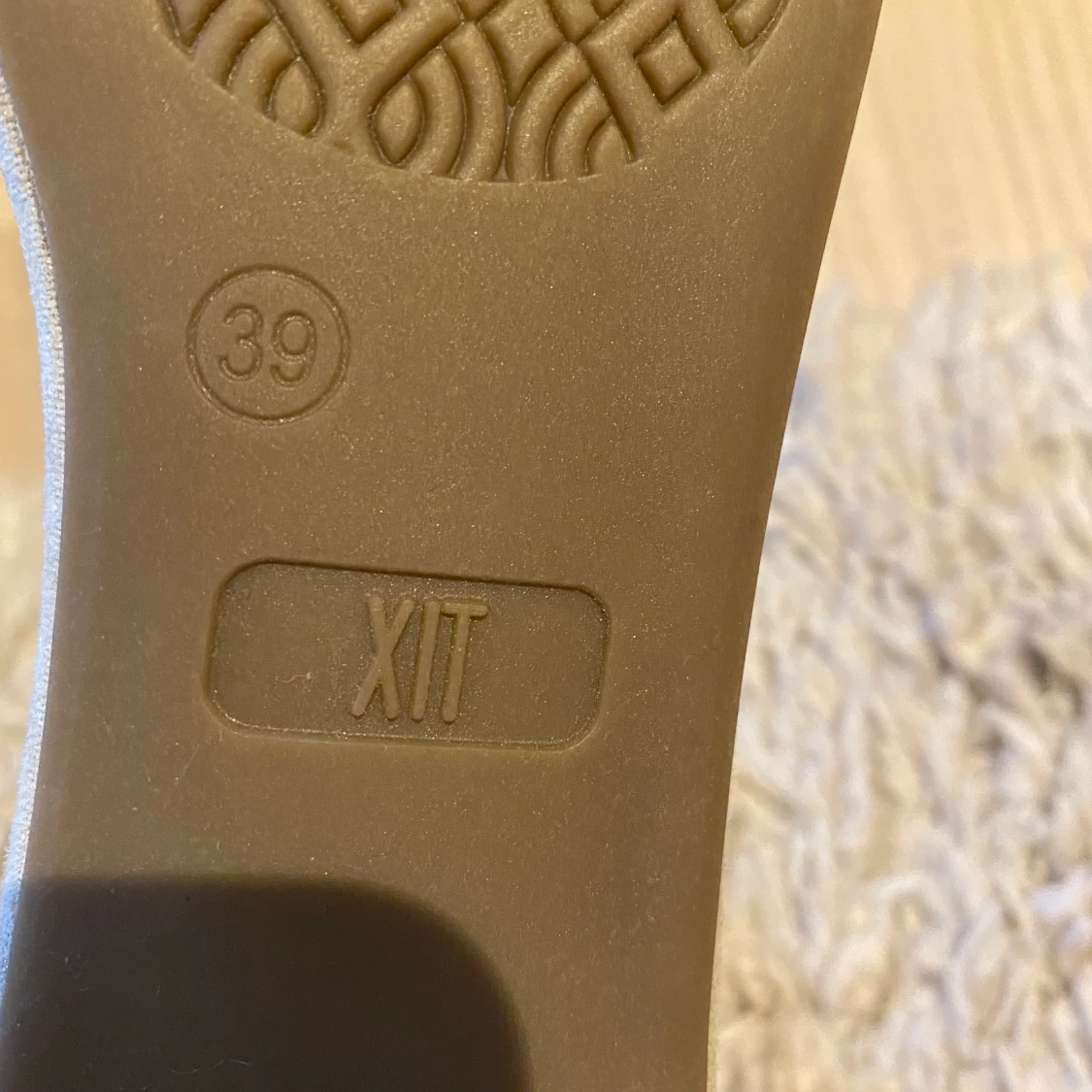 Beiga klackskor - 91