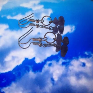 Kristallörhängen  - Går att välja annan kristall och om du hellre vill ha dom i guld