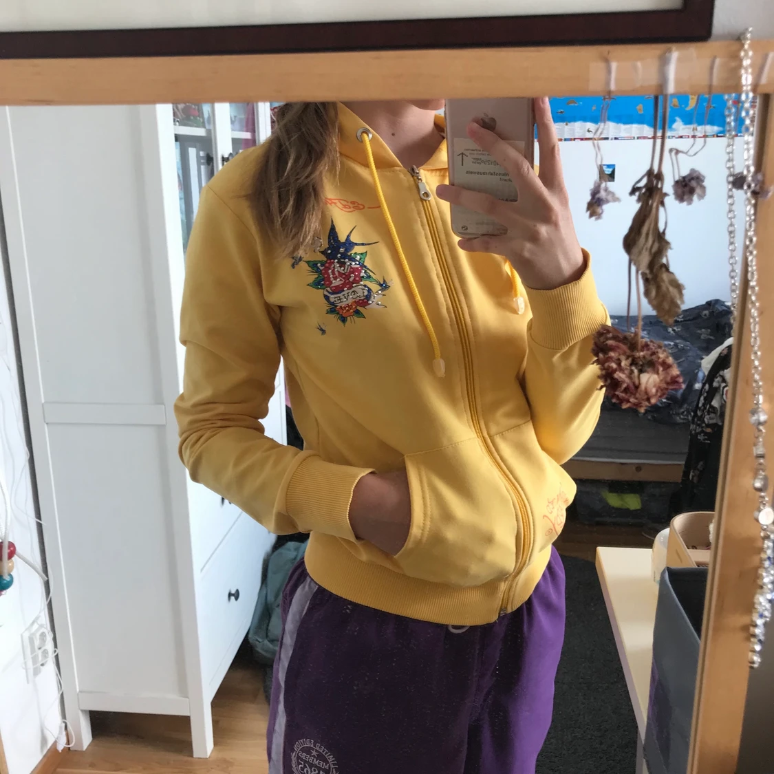 Gul Ed hardy jacka - 90