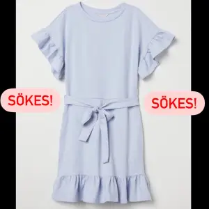 Söker denna volangklänning i ljusblått från H&M i storlek XS / S / M   
