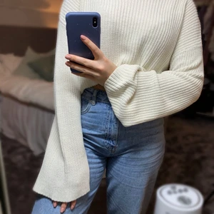 Stickad tröja - Stickad tröja från NA-KD i storlek S.