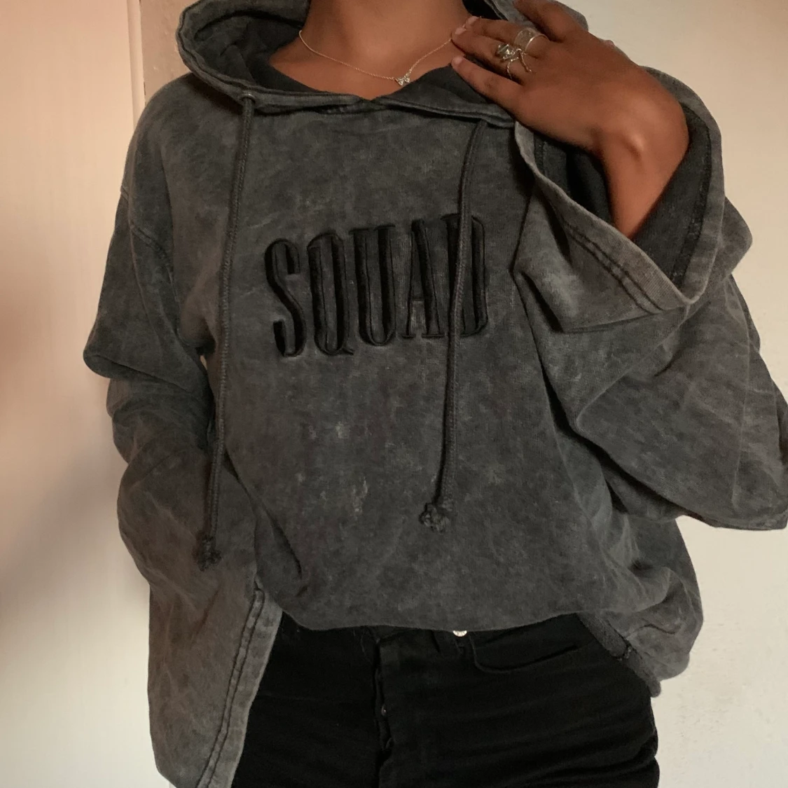 Mörkgrå Hoodie Squad