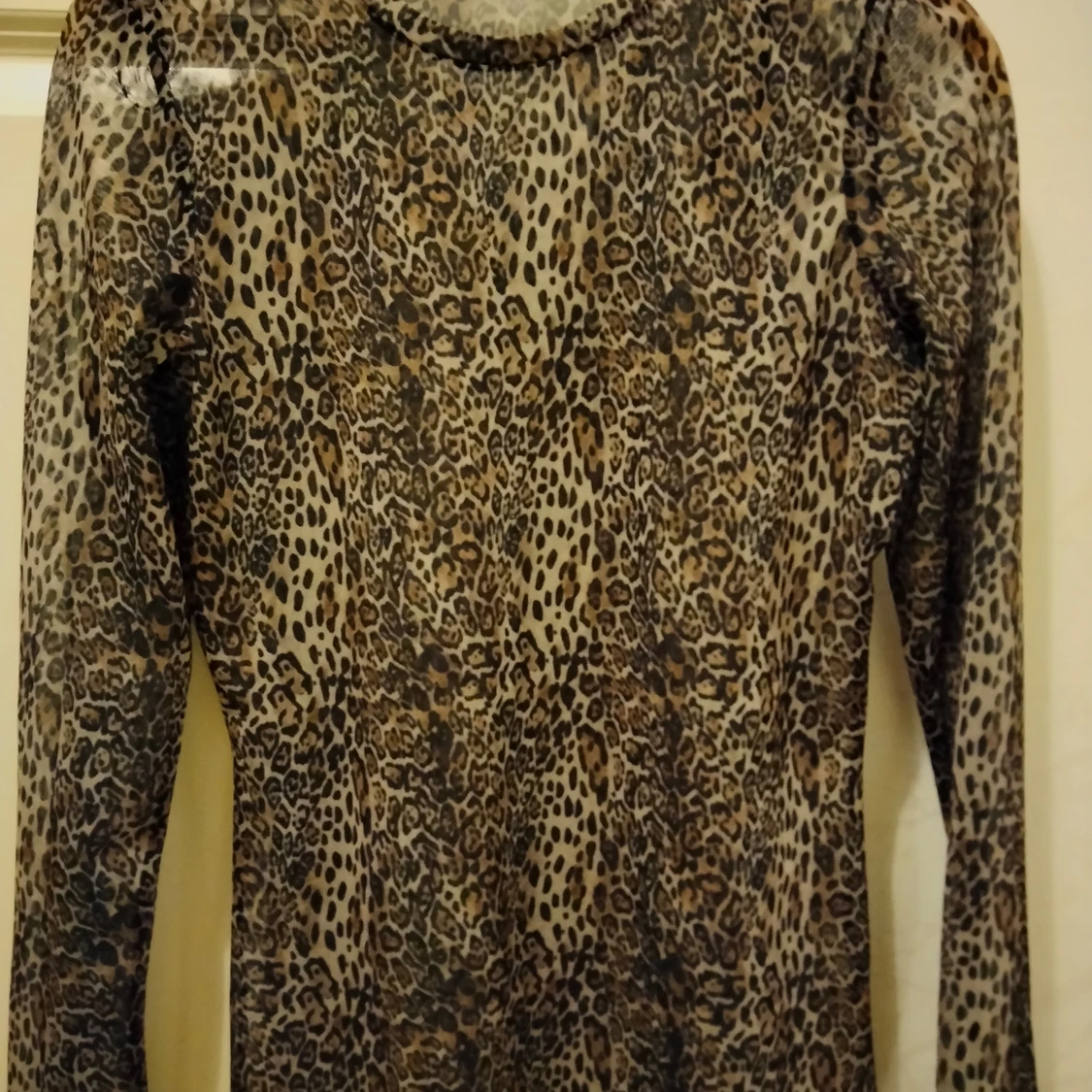 Mesh leopard tröja