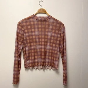 Meshtröja - Urgullig meshtröja från bikbok o storlek L, inte mycket använd alls🥰 