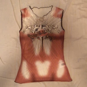 Linne med tryck - Fin tröja jag klippte till ett linne, från shein. 