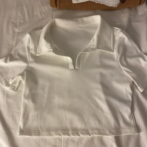 Vit tröja - Aldrig använt