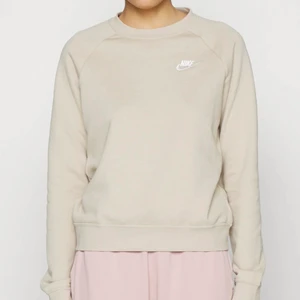 Nike hoodie stl S - Super fin nike hoodie stl S, använd en gång bara!