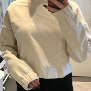 Tröja  - Beige tröja typ från hm st s