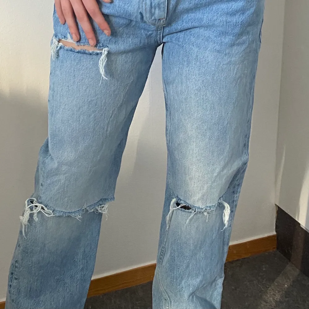 Snygga baggy jeans från Gina. Jeans & Byxor.
