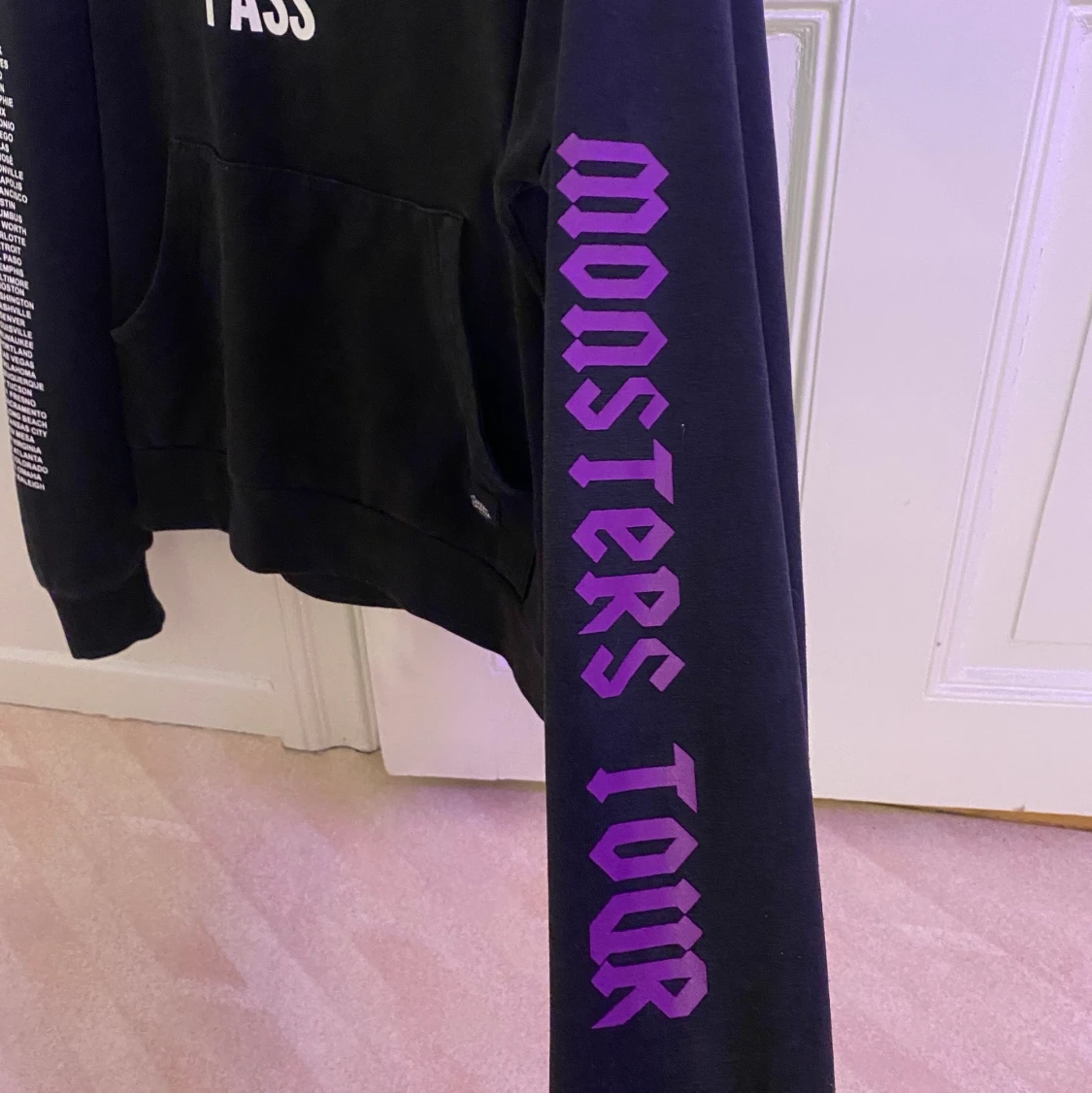 Svart hoodie i S - 90