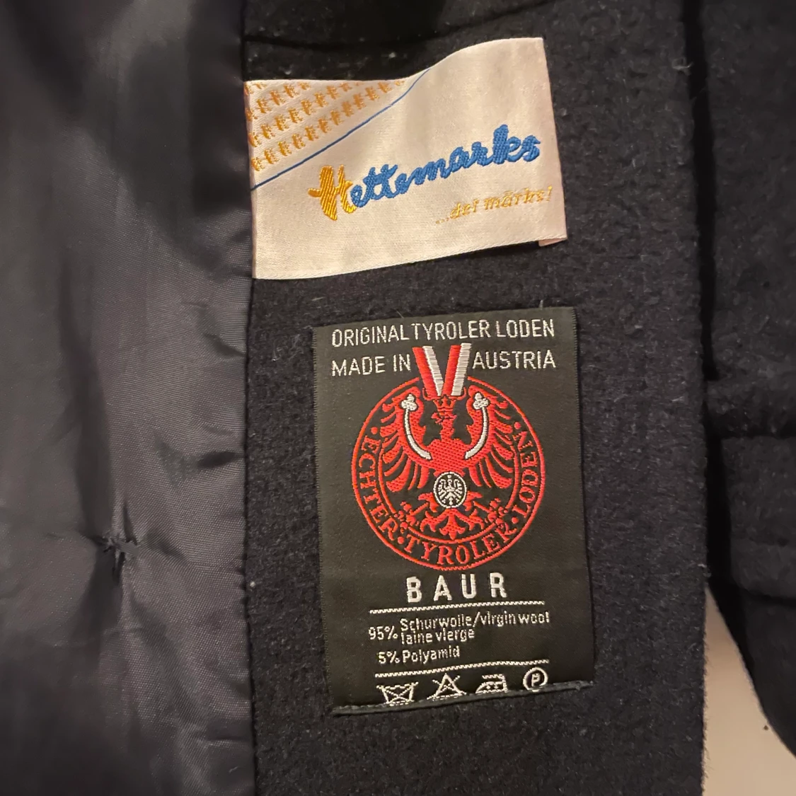 Mörkblå rock / kappa - 91