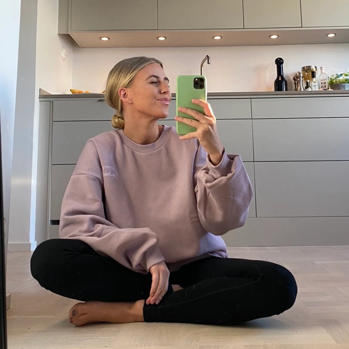 Lila sweatshirt