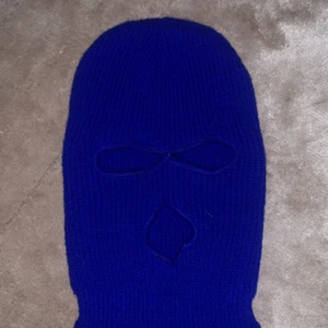 Blå balaklava - Använd endast en gång på mitt spex foto, cool till halloween och spex!!