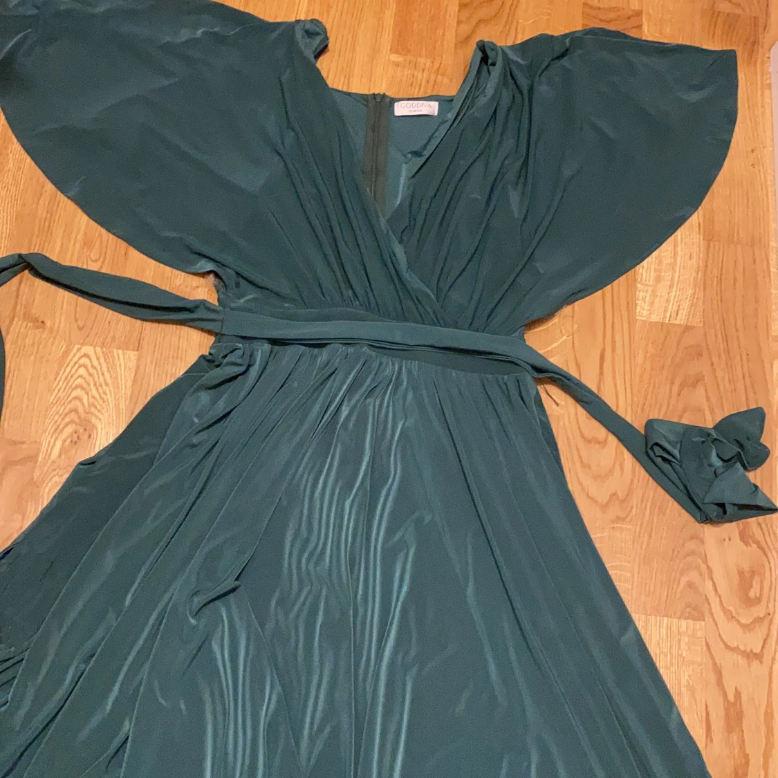 Klänning från GOD DIVA - 90