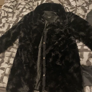 Jacka - Jacka från Veramoda, köpt för 600kr, aldrig använd!! Stel S