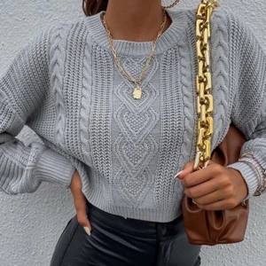 Grå stickad tröja - Superfin grå stickad tröja, oanvänd! Storlek S. 100kr+frakt💕