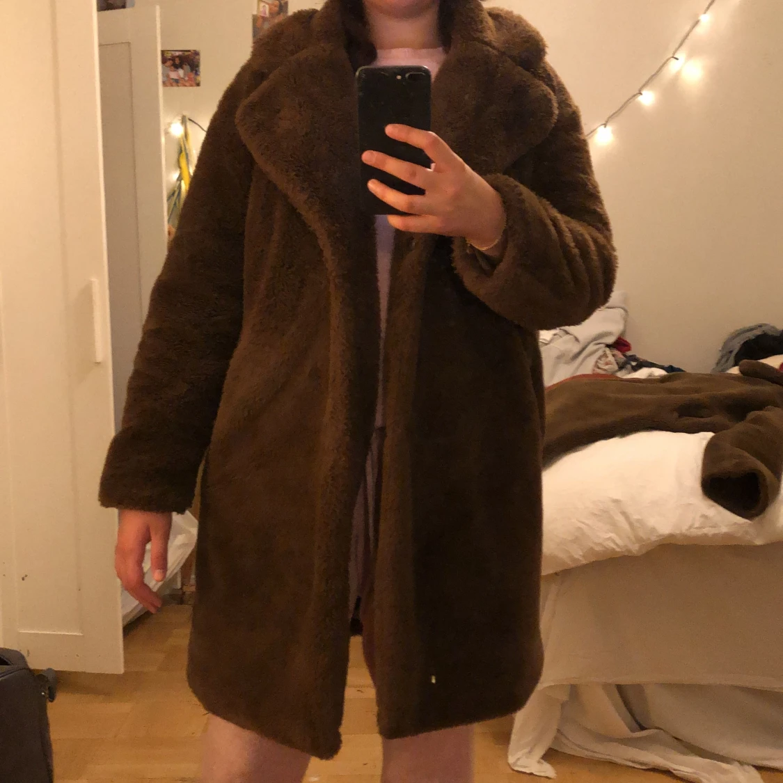 Brun pälskappa  - 90