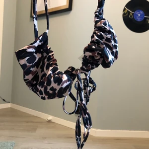 Bikinitopp  - En bikini topp som är aldrig använd. Köpte på shein och passa inte mig.