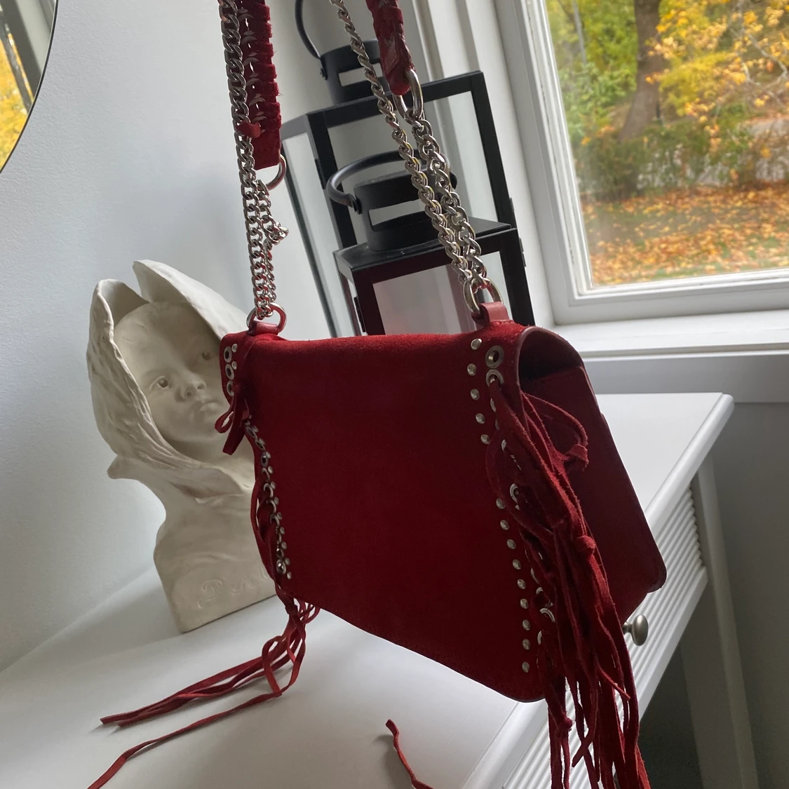 Röd väska med fransar - 91