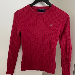 Gant tröja  - Stickad röd tröja från Gant, strl S.