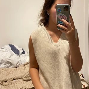 Zara väst - Jätte fin väst från zara, använt en gång