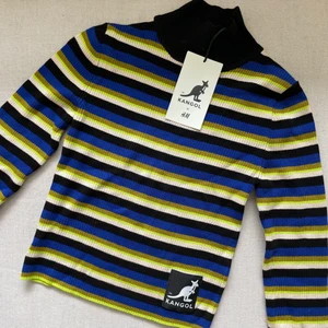 H&M x Kangol tröja - Säljer min H&M x Kangol-tröja, då den aldrig kommit till användning. Den är helt ny!