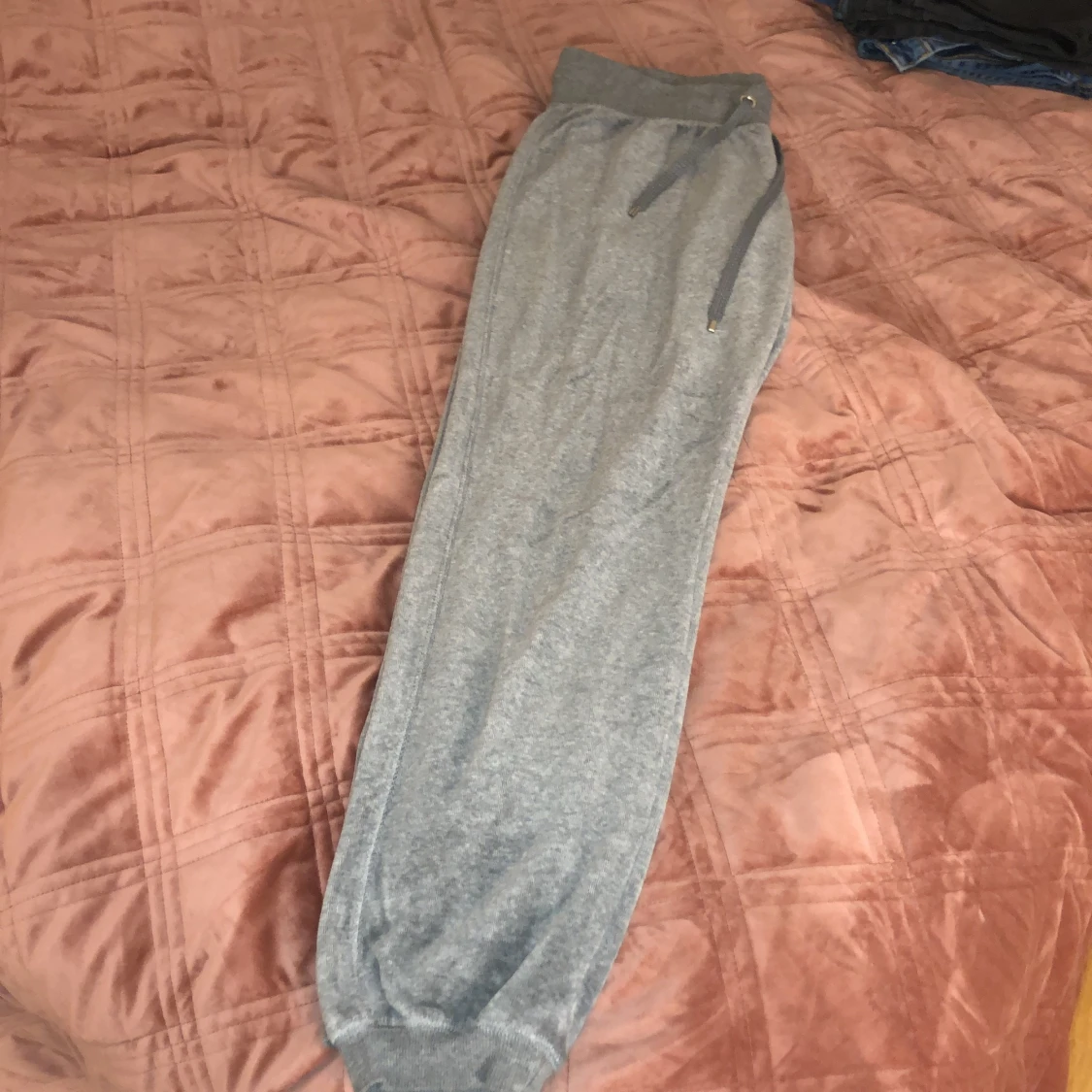 Gråa mjukisbyxor CUBUS - 90