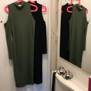 Rebecca Stella klänning ribbad - Klänningar från Rebecca Stella, stl XS på båda. Använt 3-5 gånger! 100 st eller 150 för båda!