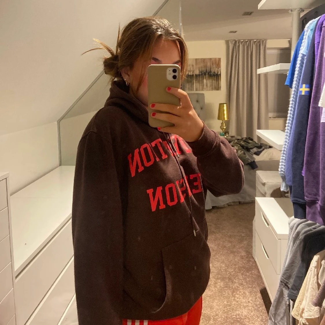 Brun hoodie med tryck - 91