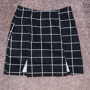 Kjol - Kjol, bra skick andvänd 1 gång🥰