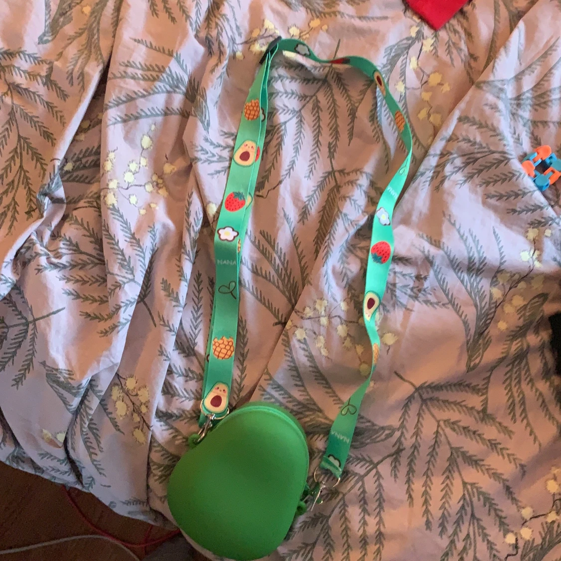 Avokado väska  - 90