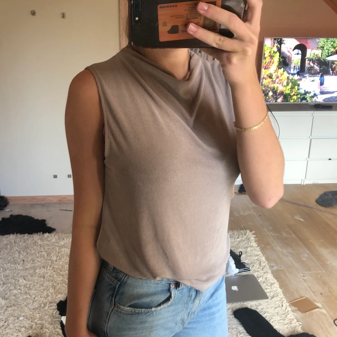 Beige top  - 91