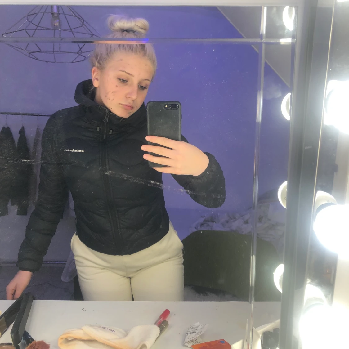 Svart Peak Peformance jacka, nyskick - 90