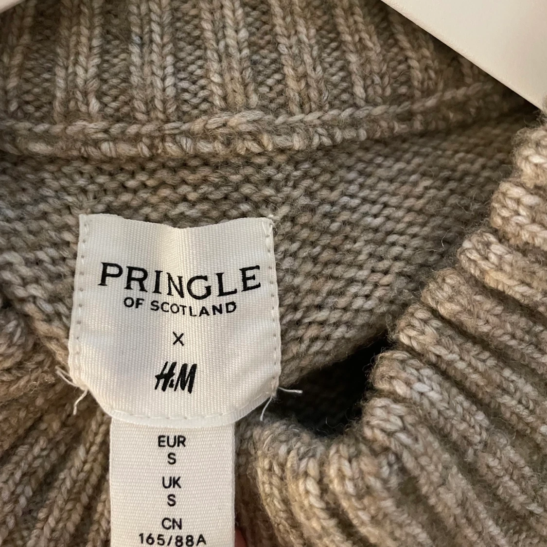 Stickad tröja  - 91