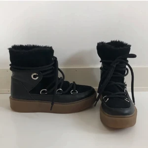Vinter kängor -  nya o  iprincip oanvända vinterskor från K.Colber. Liknar inukki skorna! är väldigt bekväma och varma💕 bud på 600