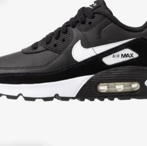 Air max - Aldrig använda skriv för bilder. Strl 38/39