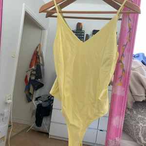 Belle body - Superfin body i skönt material