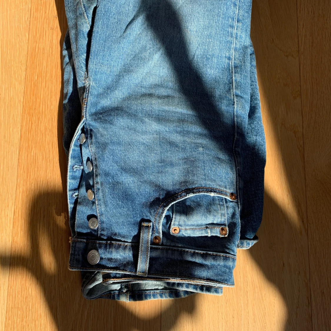 Levi’s jeans - 90