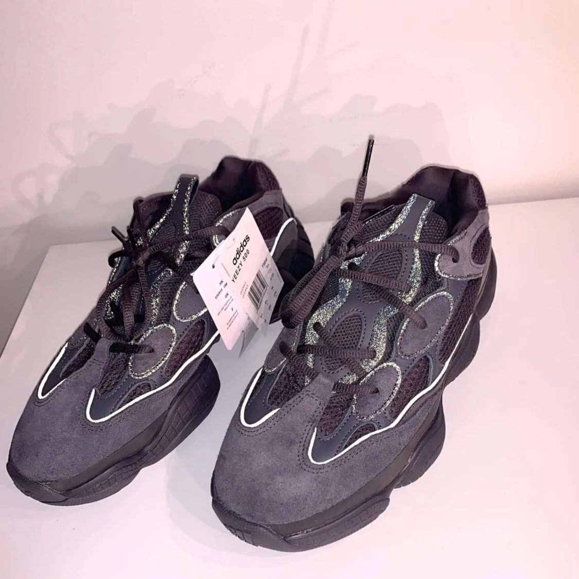 yeezy boozt 500 utility black 