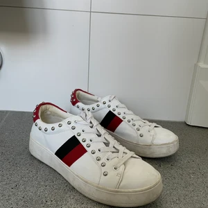 Steve madden skor - Snygga och sköna skor från Steve madden! Bra begangnat skick