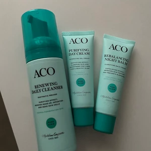 Säljer aco pure glow set - Säljer produkter från acos nya populära släpp, en jättebra Renewing daily cleanser, en purifying day cream och en rebalancing night balm. Nypris 400kr för allt. Endast testade. Säljer för 250kr då dom knappt är använda. Pris kan diskuteras vid snabb affär. 💕