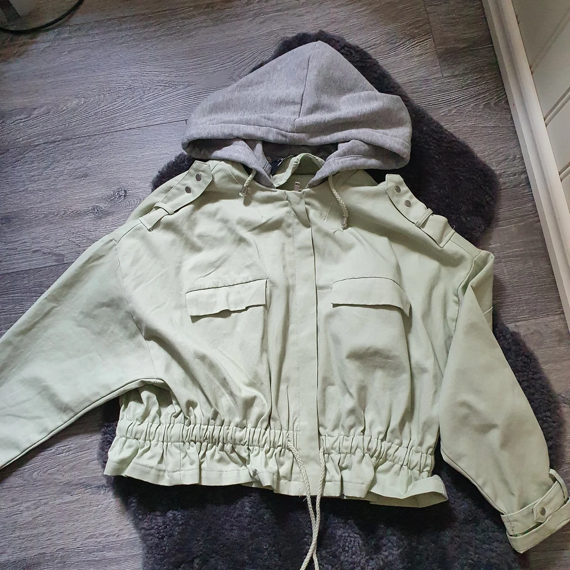 Tunn Jacka i storlek XS  - 90