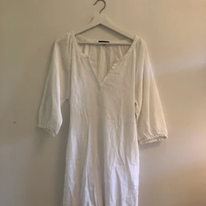 TWILFIT - Superfin morgonrock från Twilfit, aldrig använt!🌺 50 kr (+frakt) . Buda/pruta/ställ frågor i kommentarerna🌈