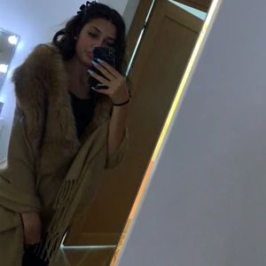 Kappa - strl S/M - Poncho från Sthlm aldrig använt  🤍 strl S/M 🤍 ordlpris - 700kr säljer den för 300kr