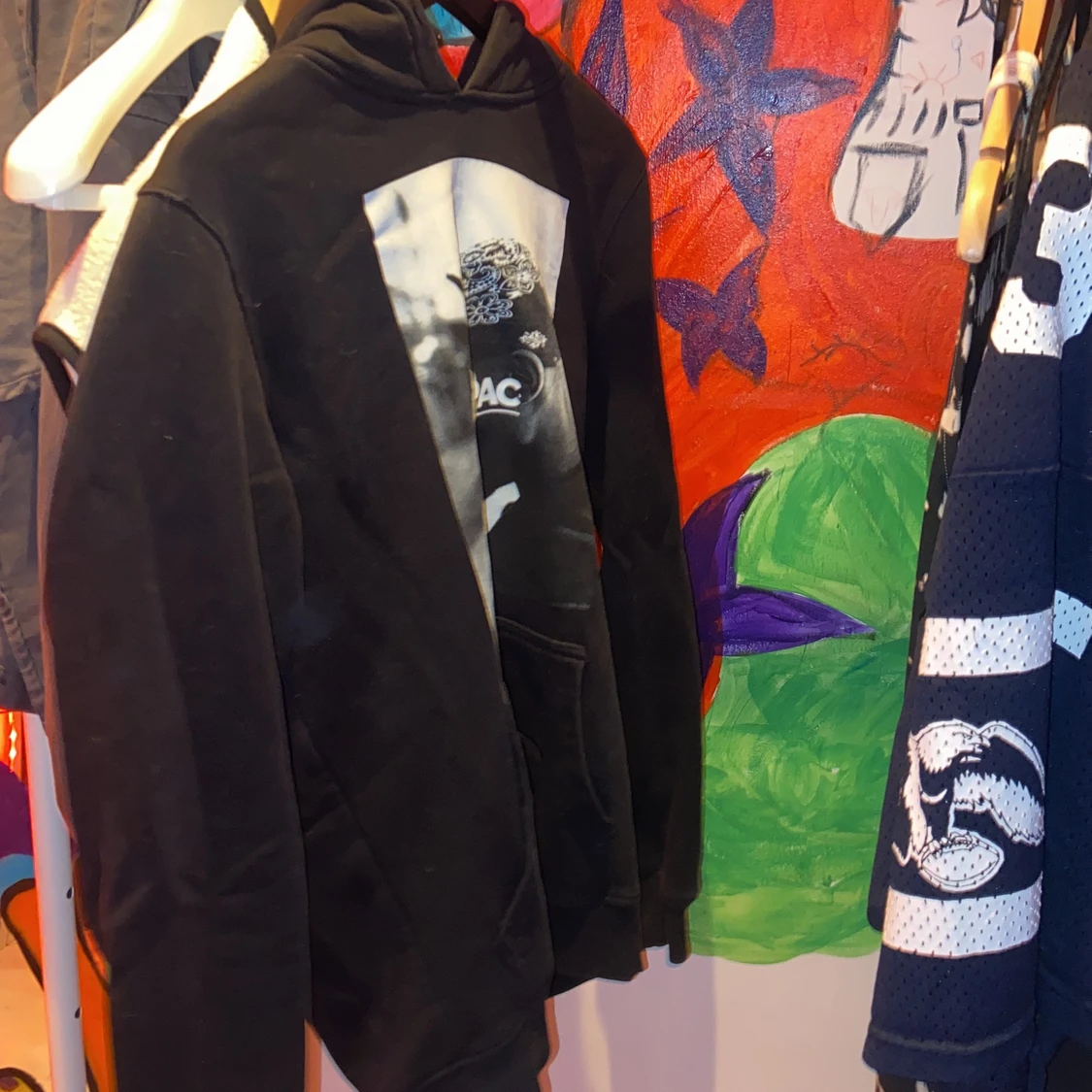 Tupac hoddie storlek S - 90