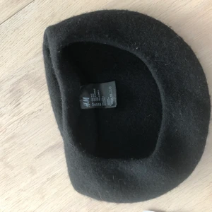 Basker - H&M 🌻 - Basker i fint skick från H&M ✨